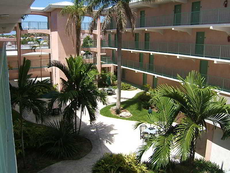 Castaways Resort And Suites Freeport Eksteriør bilde